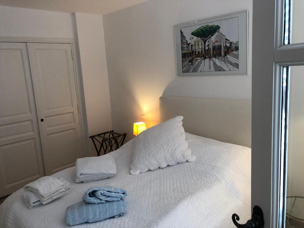 Charmantes Haus Im Golf Club Saint Tropez المظهر الخارجي الصورة